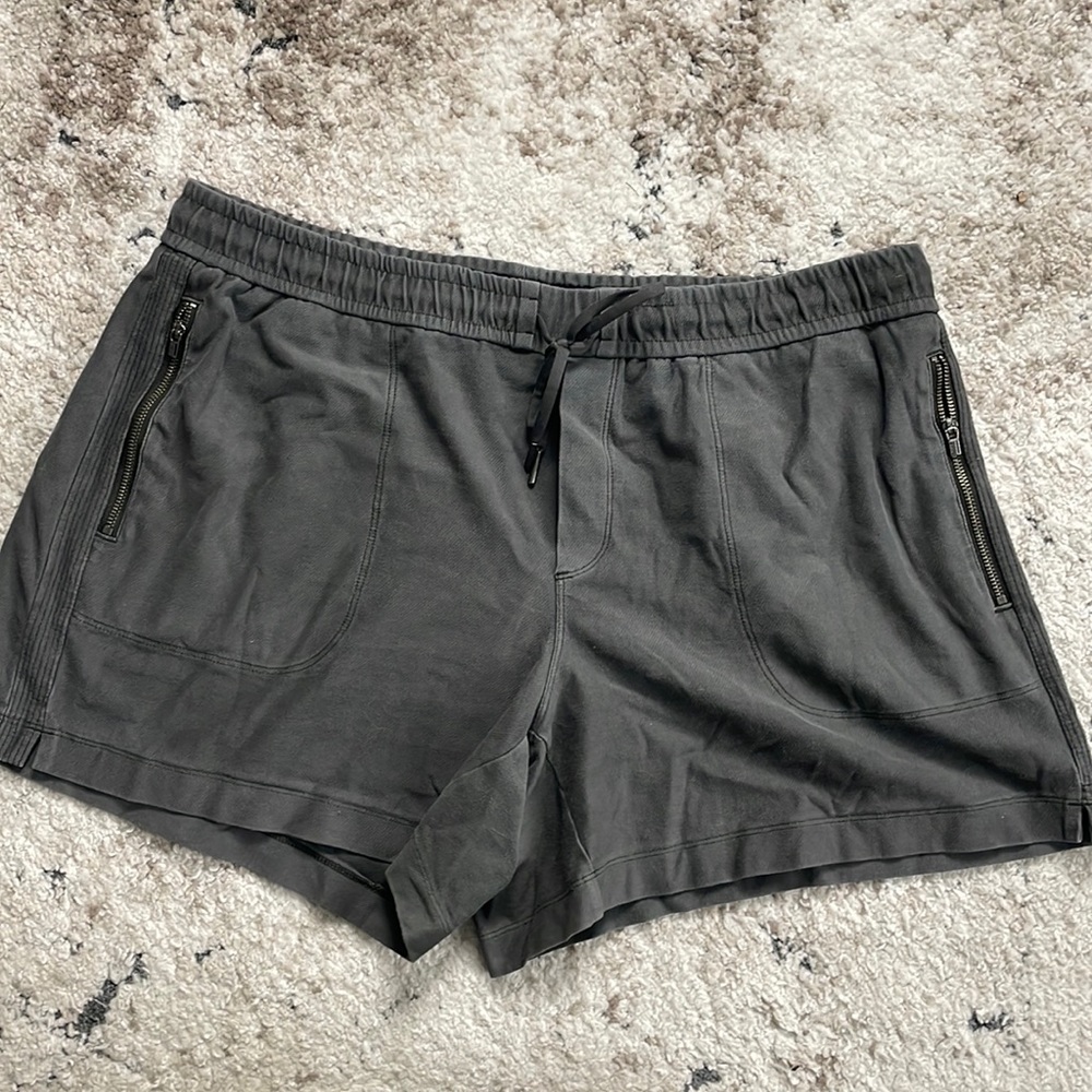 Athleta Farrallon shorts